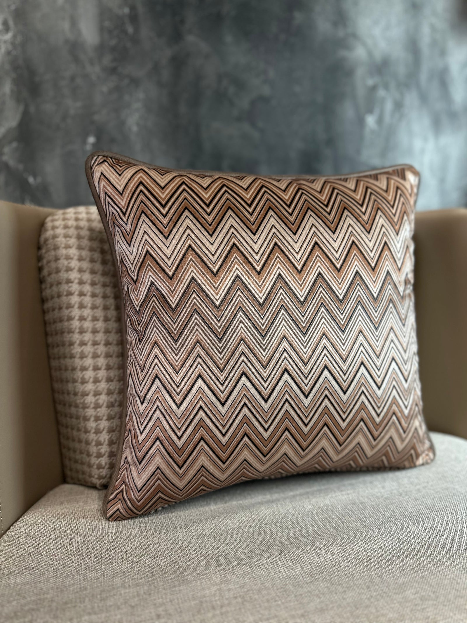 CHEVRON-115 PILLOWCASE 