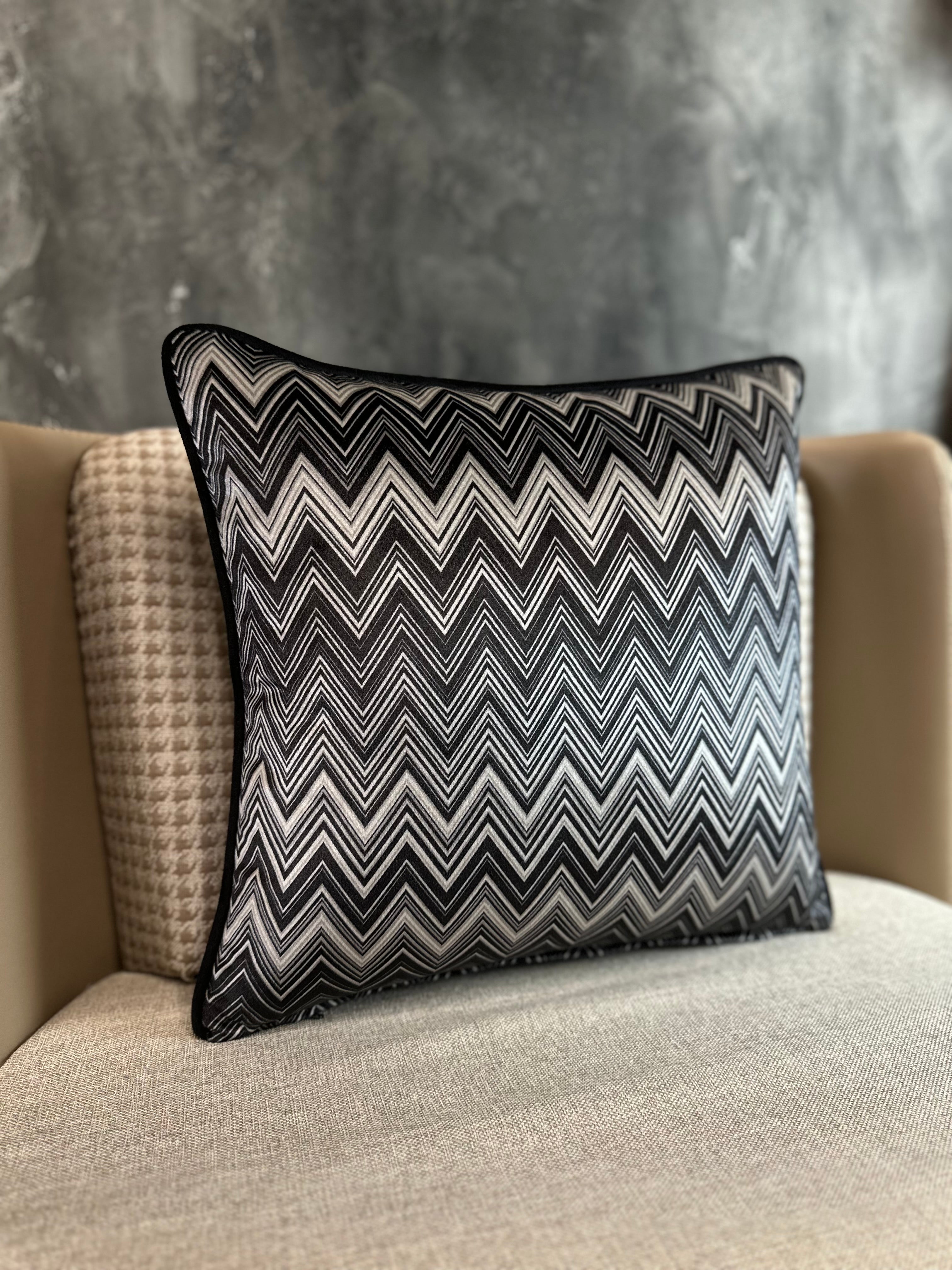 CHEVRON-105 PILLOWCASE 