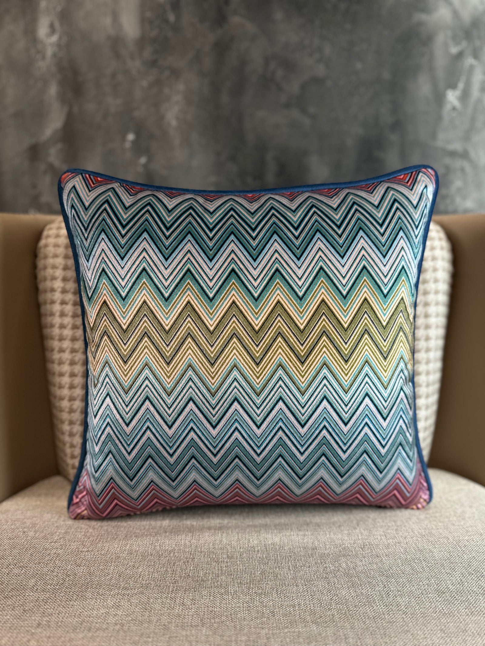 CHEVRON-107 PILLOW 