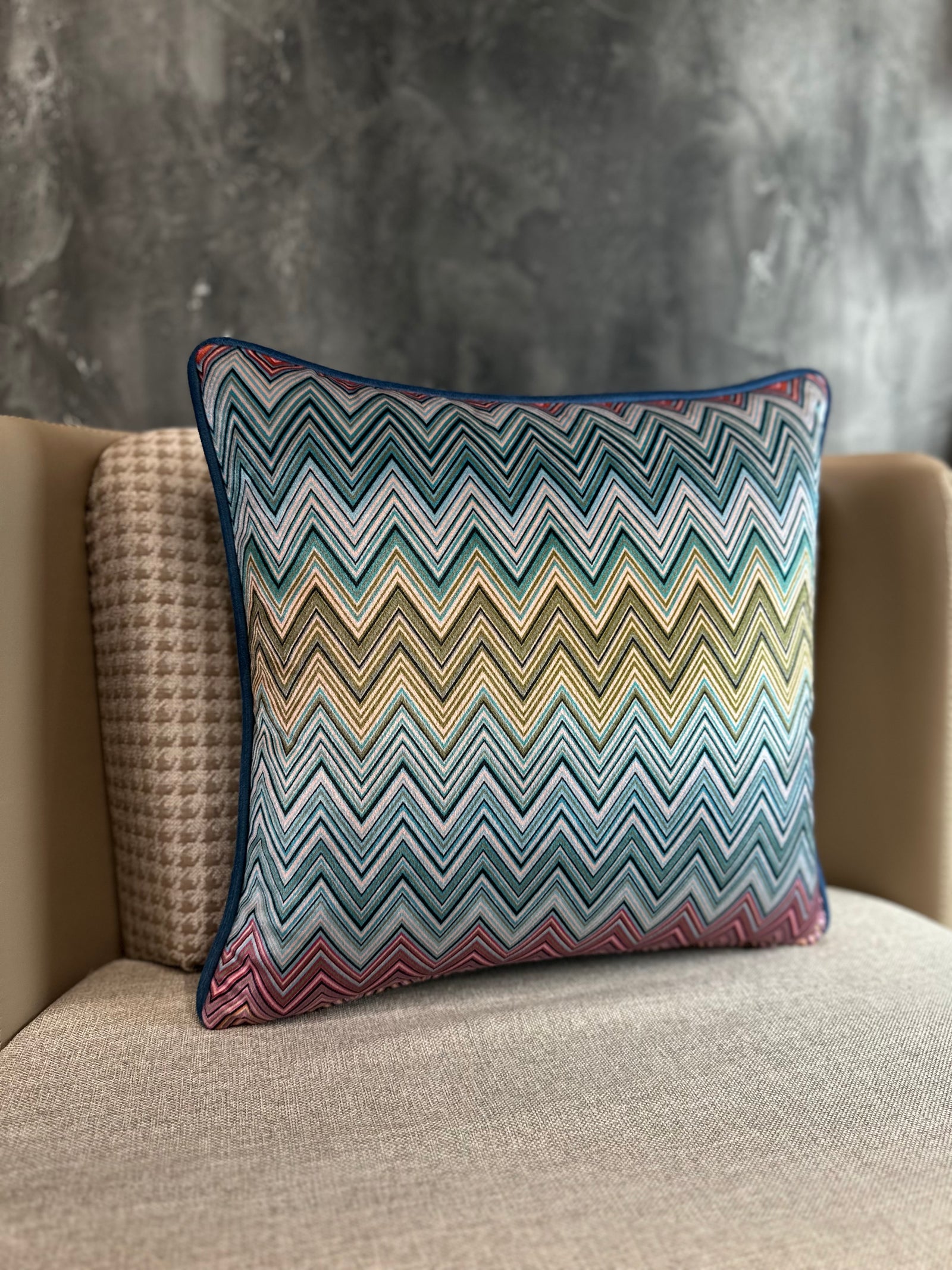 CHEVRON-107 PILLOW 