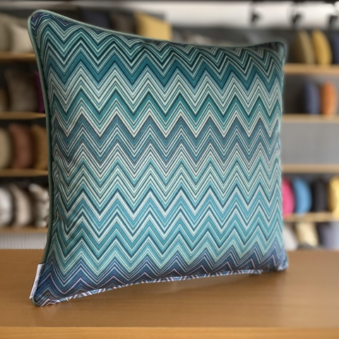 CHEVRON-117 PILLOW 